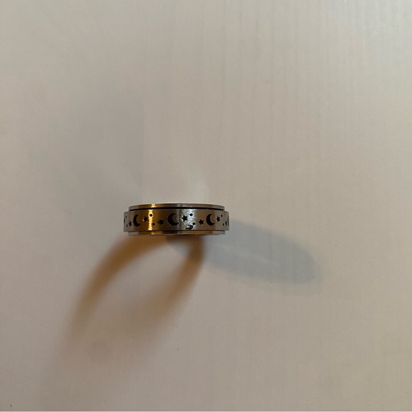 Fidget spinner ring - BUNDLE ONLY - Picture 2 of 3